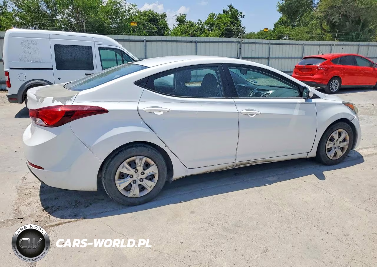 2016 Hyundai Elantra Se VIN:5NPDH4AE7GH763450 - 3