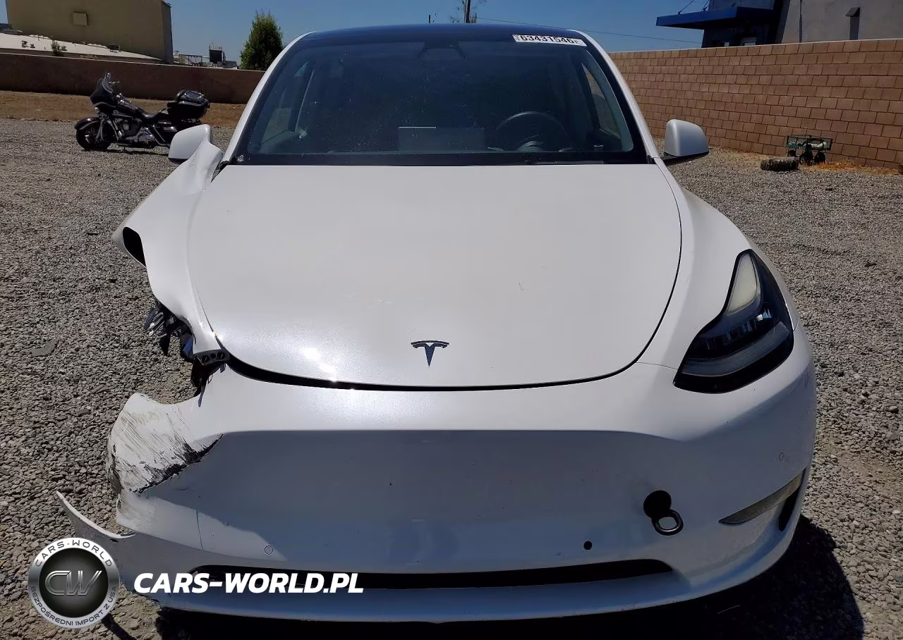 2021 Tesla Model Y VIN:5YJYGDEE5MF285621 - 5