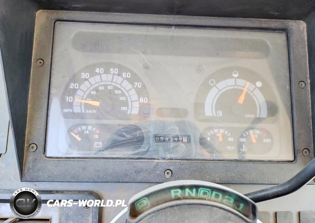 1993 Chevrolet P30 VIN:1GCJP32J5P3304568 - 9