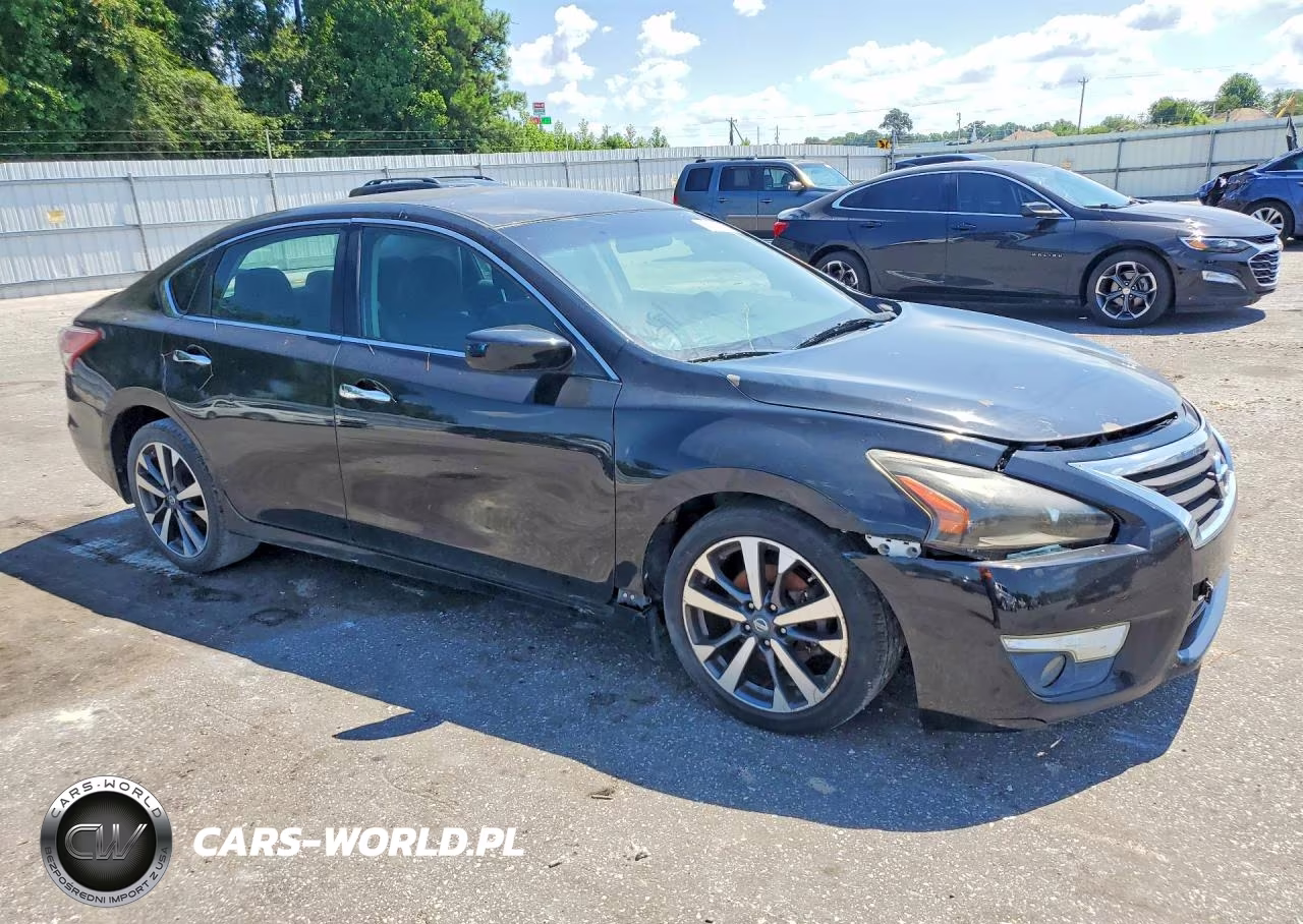 2014 Nissan Altima 2.5 S VIN:1N4AL3AP9EC191888 - 4