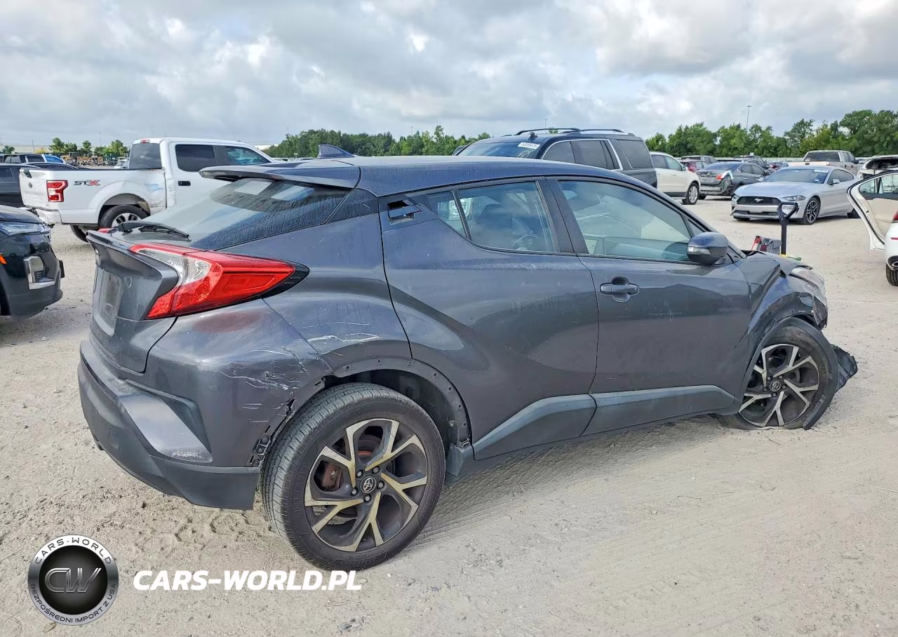 2018 Toyota C-Hr Xle VIN:NMTKHMBX2JR033226 - 3