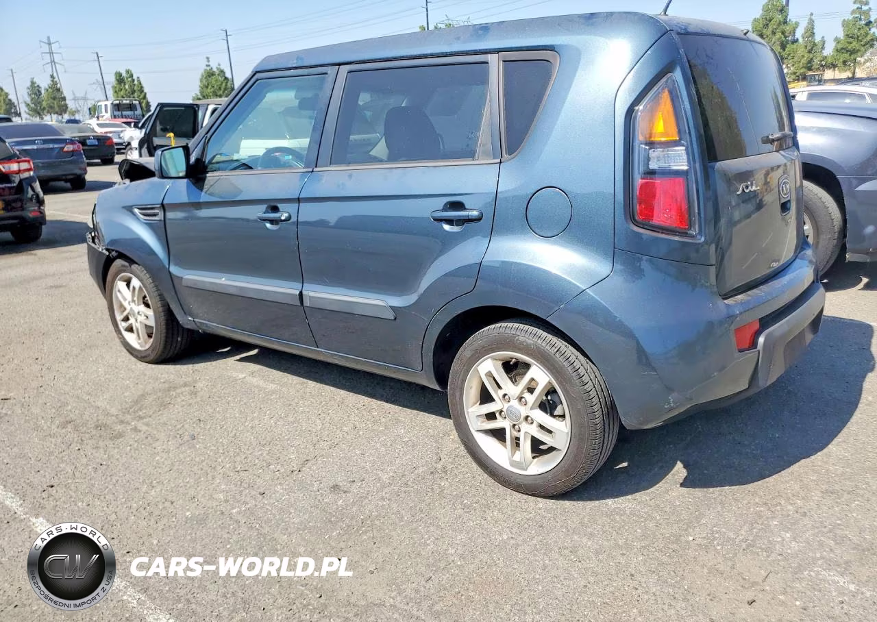 2011 Kia Soul + VIN:KNDJT2A20B7309145 - 2