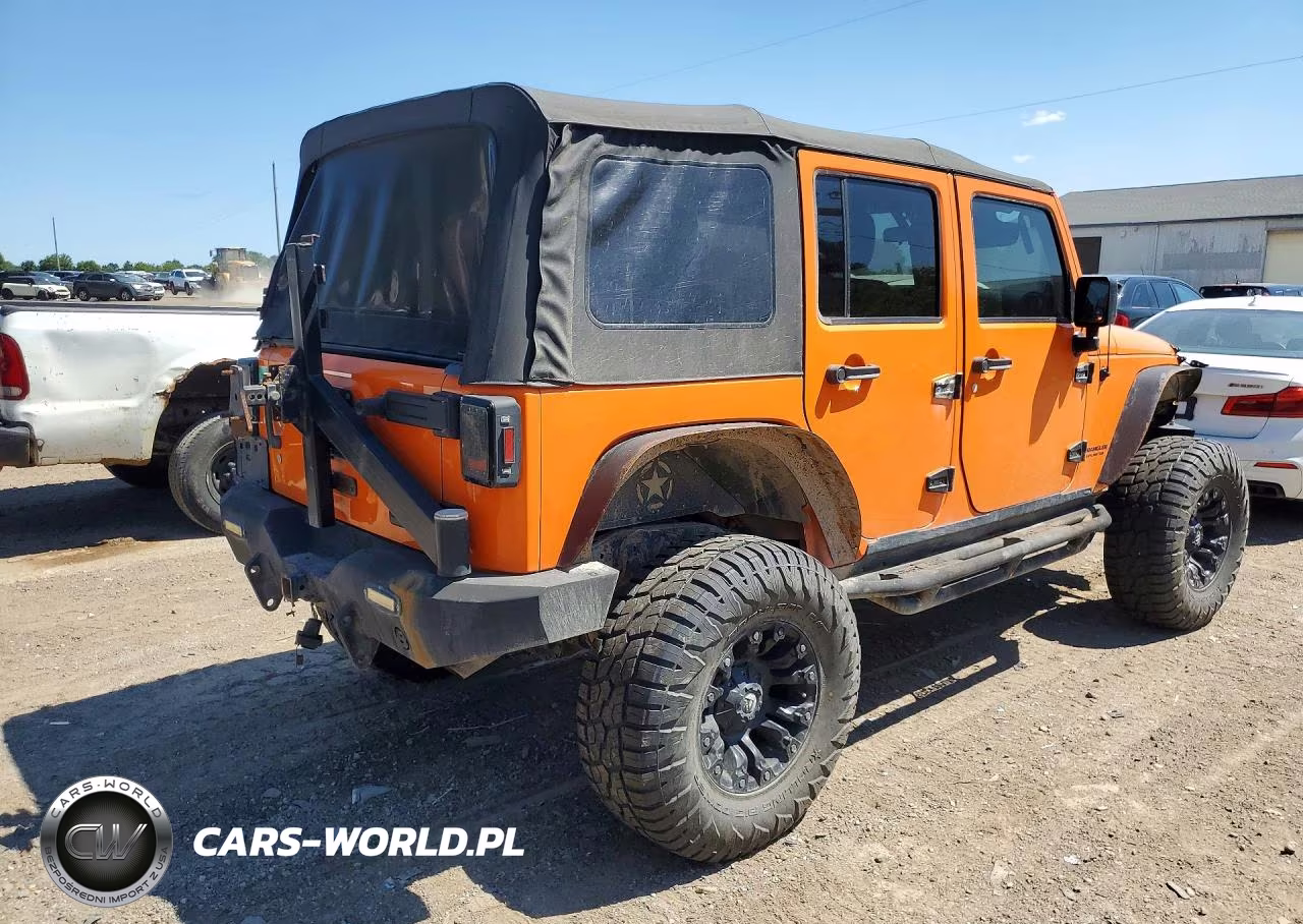2012 Jeep Wrangler Unlimited Rubicon VIN:1C4HJWFG9CL151879 - 3