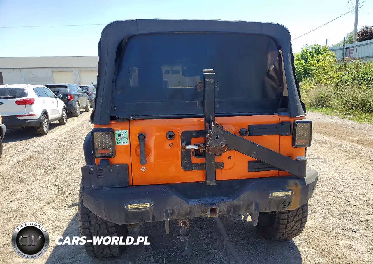 2012 Jeep Wrangler Unlimited Rubicon VIN:1C4HJWFG9CL151879 - 6