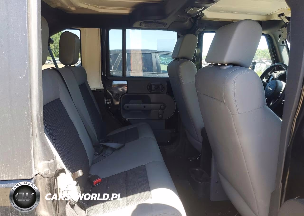 2009 Jeep Wrangler Unlimited X VIN:1J4GA391X9L705922 - 11