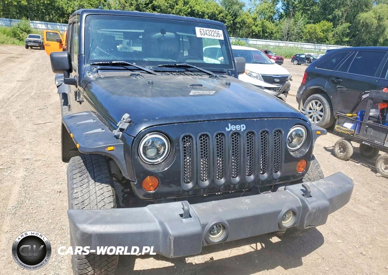 2009 Jeep Wrangler Unlimited X VIN:1J4GA391X9L705922 - 5