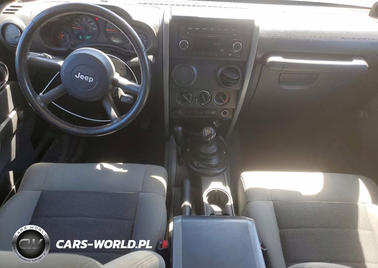 2009 Jeep Wrangler Unlimited X VIN:1J4GA391X9L705922 - 8
