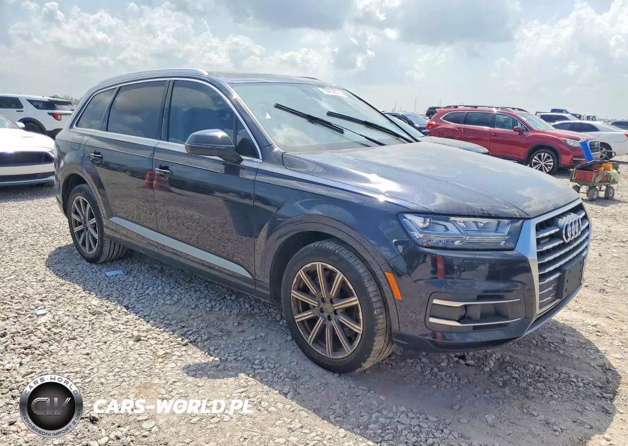 2018 Audi Q7 Premium Plus VIN:WA1LHAF73JD006816 - 4
