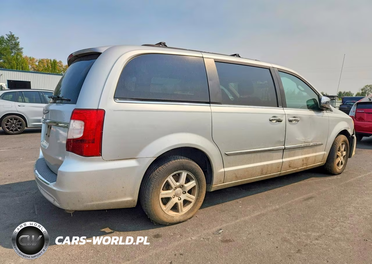 2012 Chrysler Town & Country Touring L VIN:2C4RC1CG7CR133135 - 3