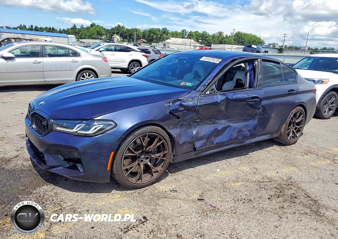 2022 BMW M5