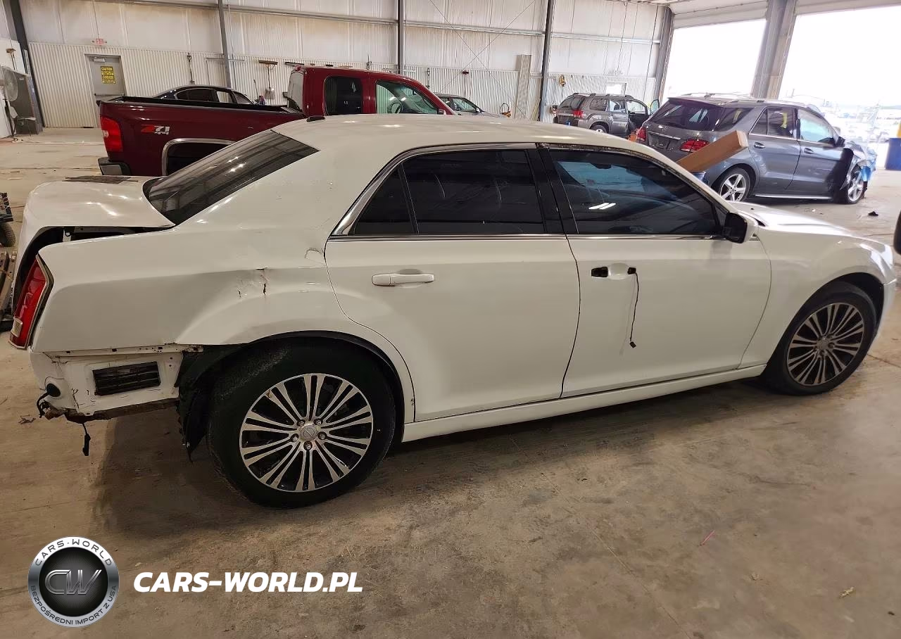 2013 Chrysler 300 S VIN:2C3CCAGG9DH659598 - 3