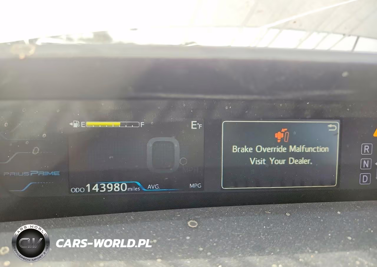 2017 Toyota Prius Prime Plus VIN:JTDKARFPXH3035945 - 9