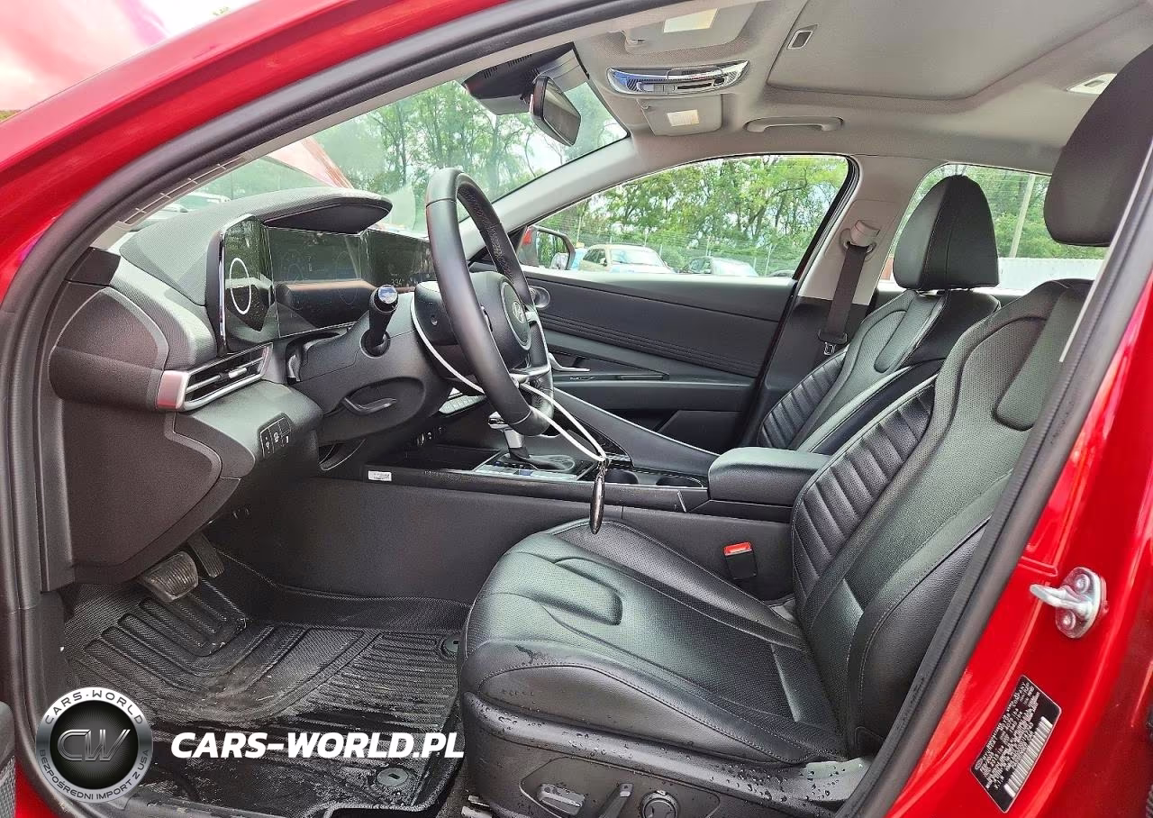2025 Hyundai Elantra Limited VIN:KMHLN4DJ0SU147743 - 7
