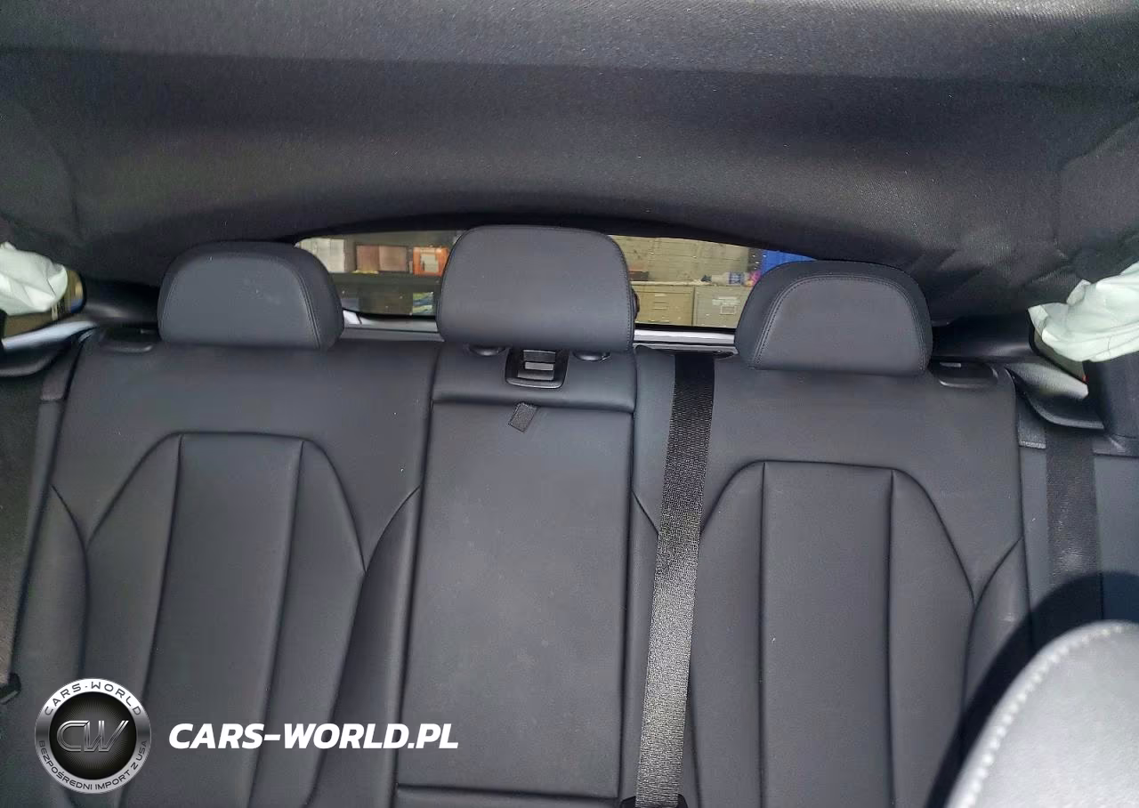 2019 BMW X4 xDrive30I VIN:5UXUJ3C52KLG54914 - 10