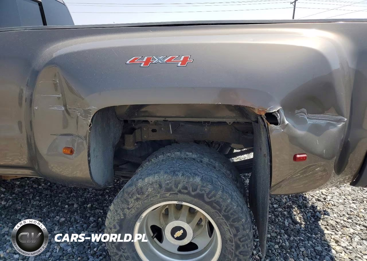 2015 Chevrolet Silverado K3500 Ltz VIN:1GC4K0E89FF157736 - 13