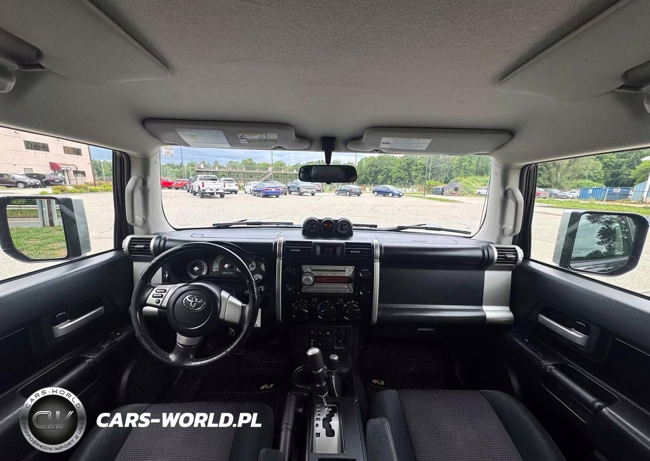 2008 Toyota Fj Cruiser Base VIN:JTEBU11F58K032394 - 8