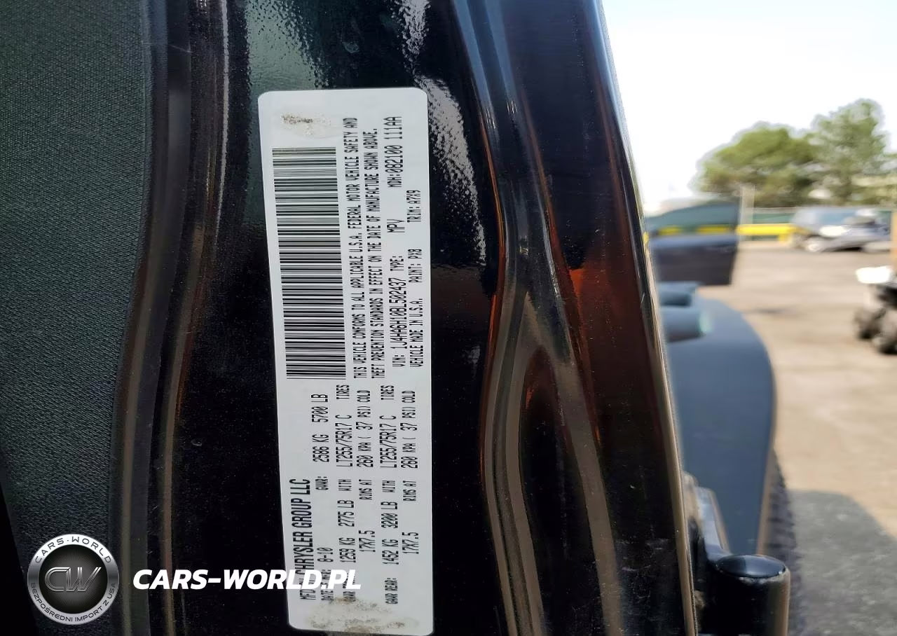 2011 Jeep Wrangler Unlimited Rubicon VIN:1J4HA6H10BL502437 - 13