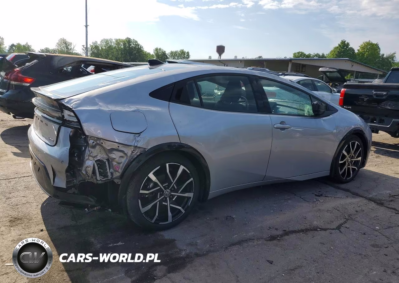 2025 Toyota Prius Plug-In Hybrid Xse Premium VIN:JTDACACU1S3043473 - 3