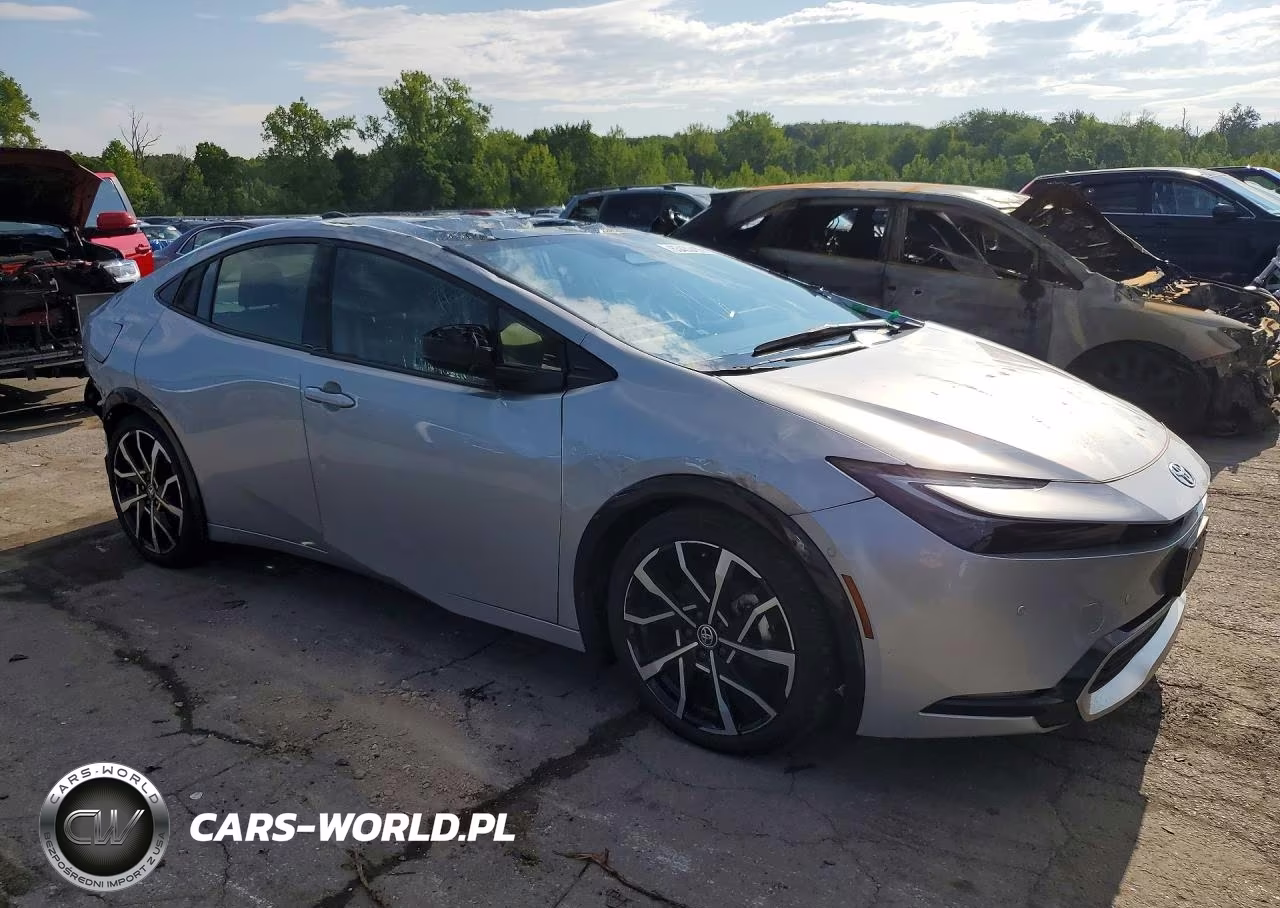 2025 Toyota Prius Plug-In Hybrid Xse Premium VIN:JTDACACU1S3043473 - 4