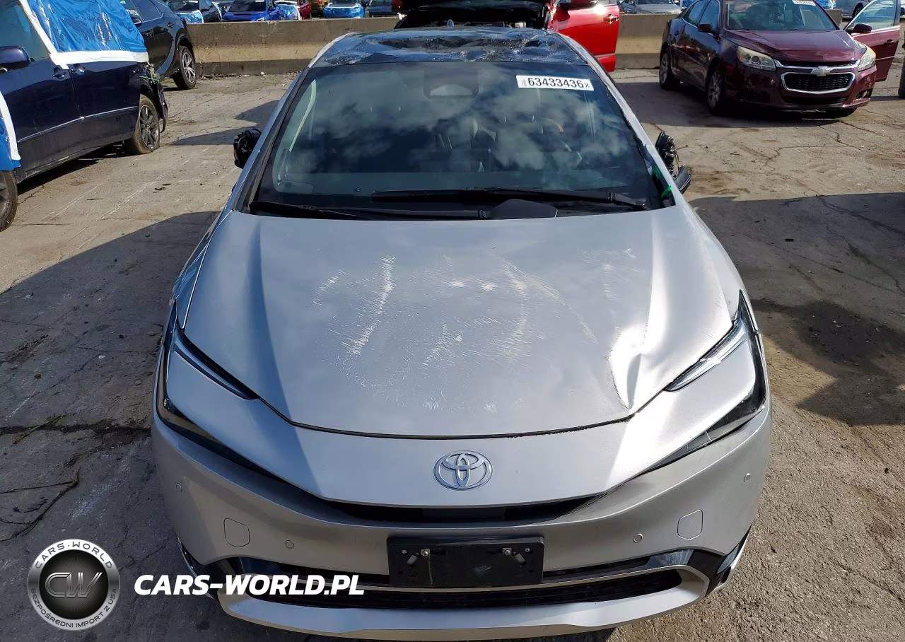 2025 Toyota Prius Plug-In Hybrid Xse Premium VIN:JTDACACU1S3043473 - 5