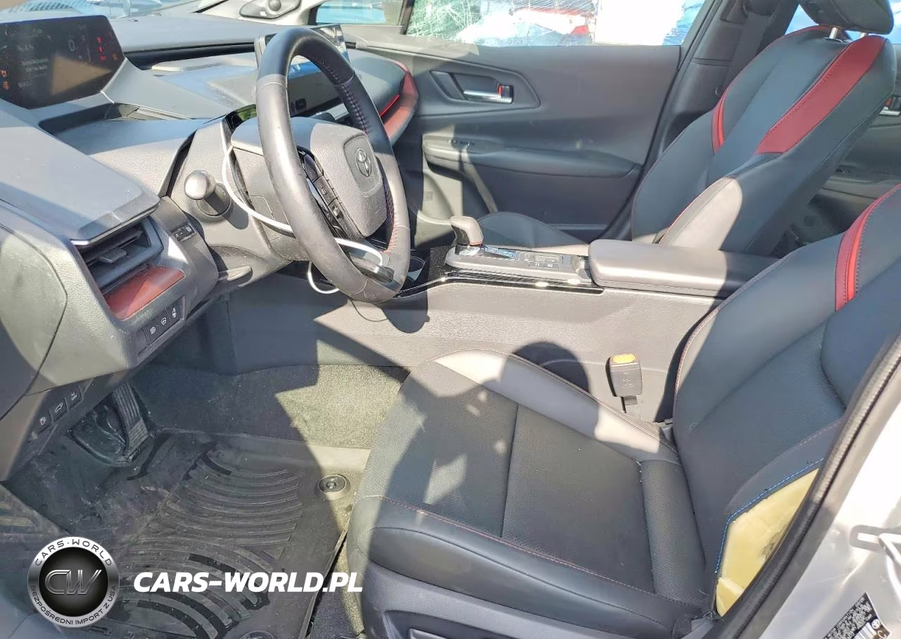2025 Toyota Prius Plug-In Hybrid Xse Premium VIN:JTDACACU1S3043473 - 7