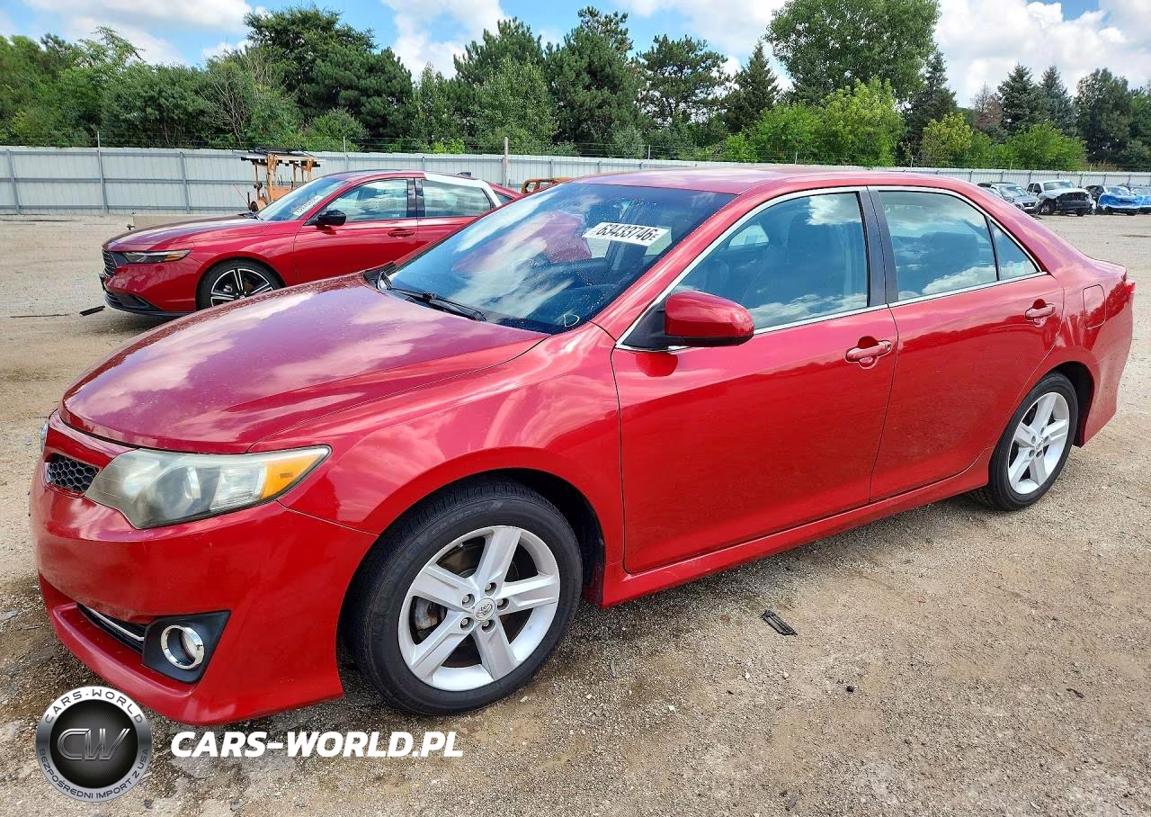 2012 Toyota Camry Se – zdjęcie 1 z 12