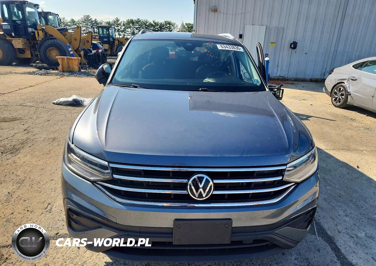 2023 Volkswagen Tiguan Se VIN:3VVMB7AX3PM070827 - 5