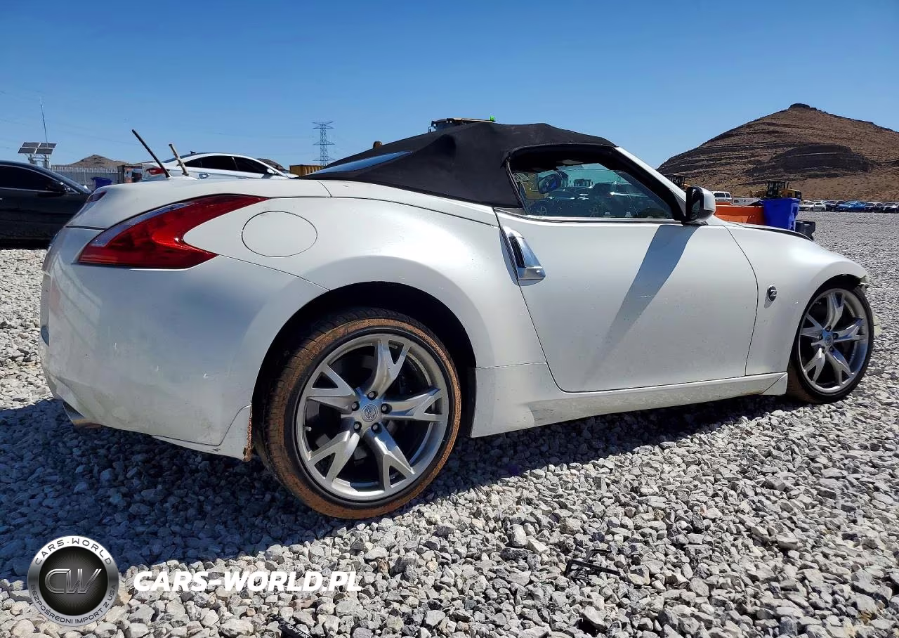 2010 Nissan 370Z Roadster VIN:JN1AZ4FH0AM302447 - 3