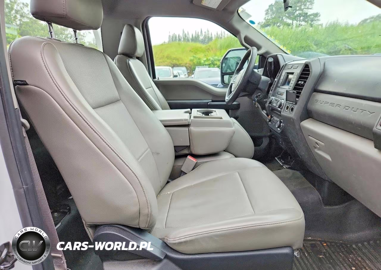 2017 Ford F250 Super Duty VIN:1FDBF2A65HEB70158 - 10