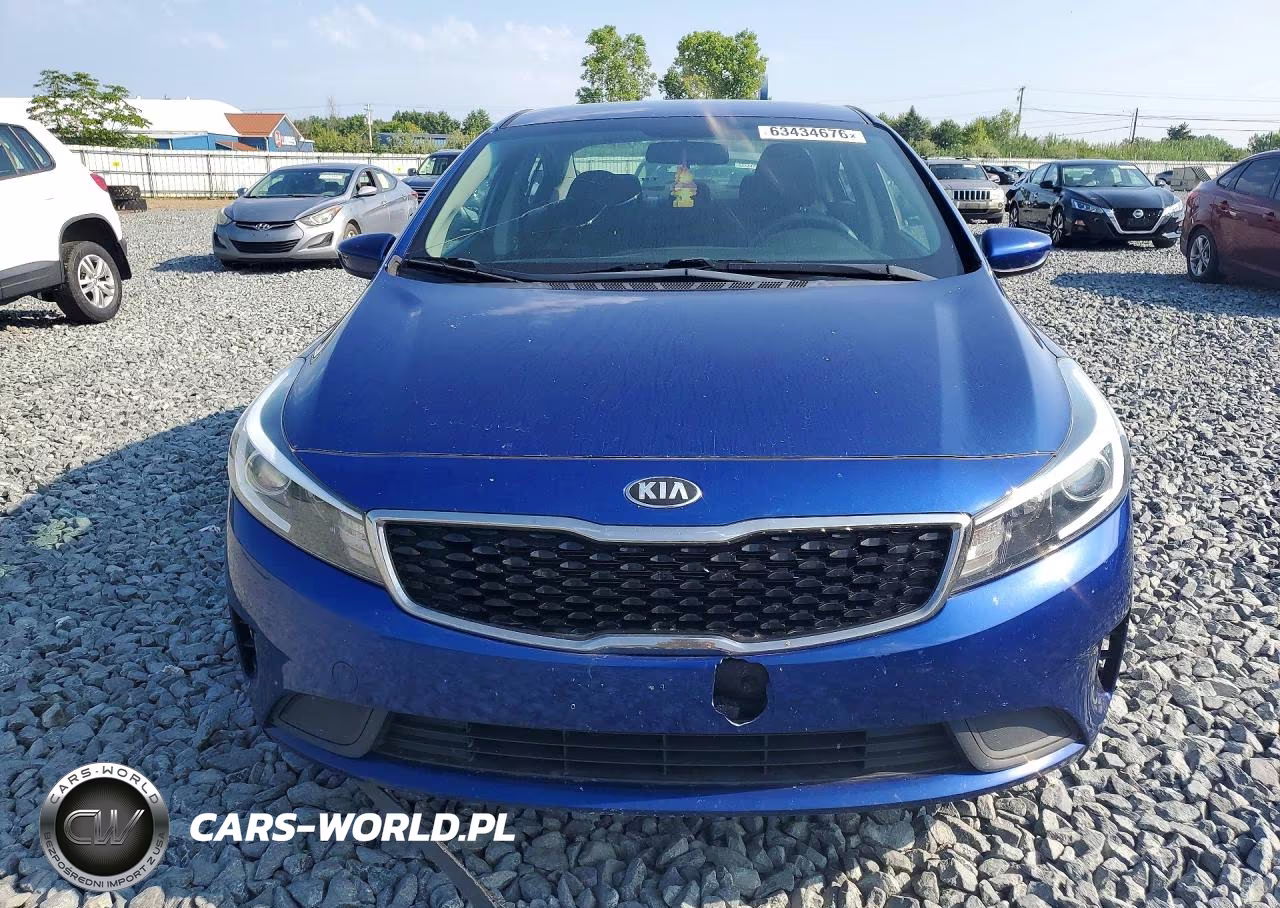 2017 Kia Forte Lx VIN:3KPFK4A70HE139927 - 5