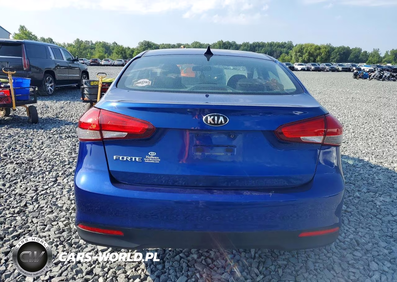 2017 Kia Forte Lx VIN:3KPFK4A70HE139927 - 6