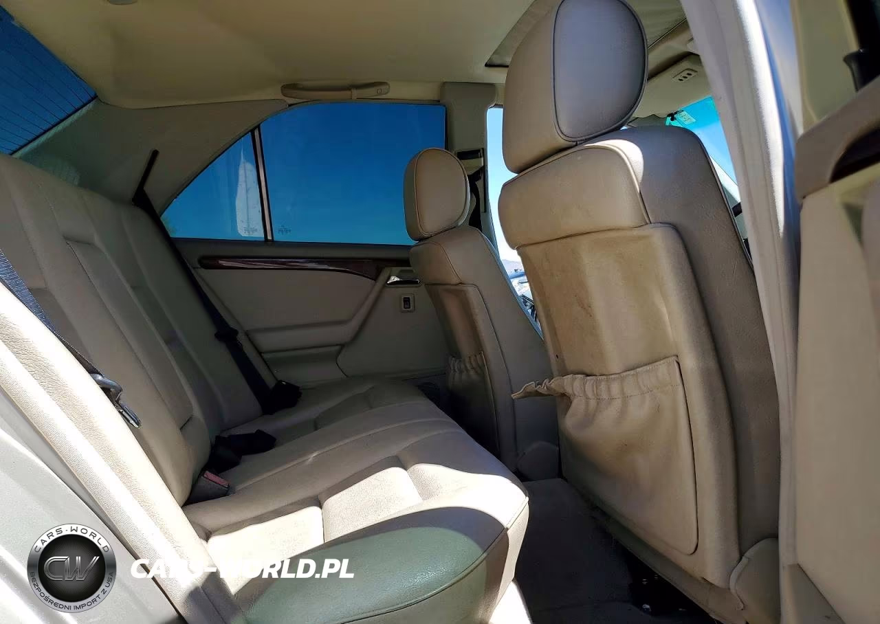 1995 Mercedes-Benz C 220 VIN:WDBHA22E3SF237567 - 10