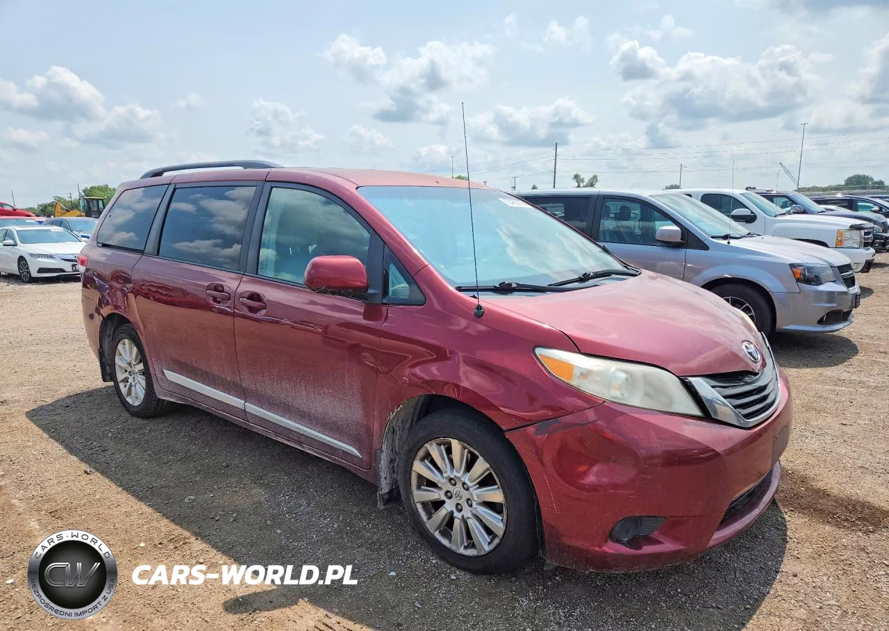 2011 Toyota Sienna Le VIN:5TDJK3DC0BS023346 - 4