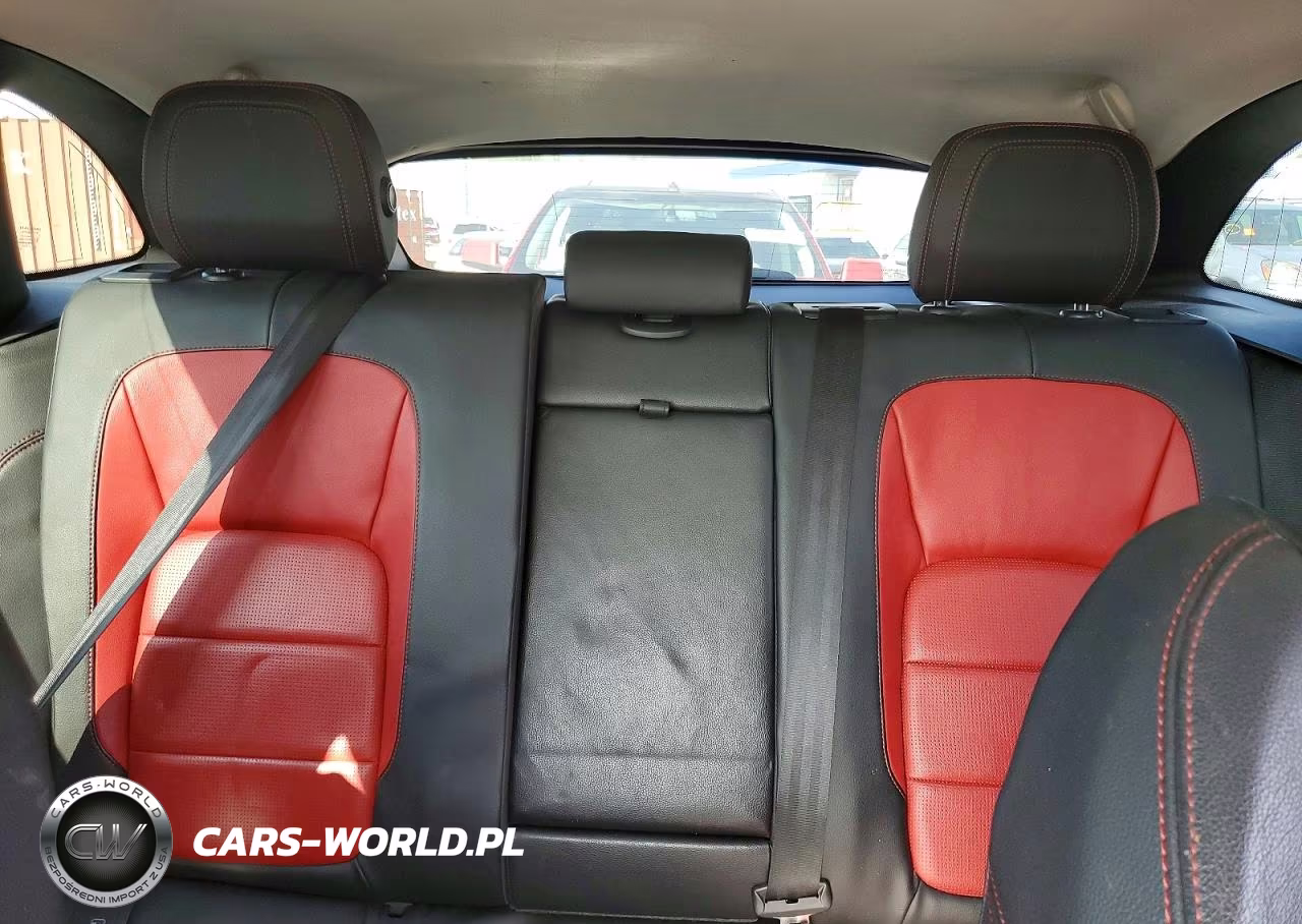 2017 Jaguar F-Pace R - Sport VIN:SADCL2BV4HA064772 - 10
