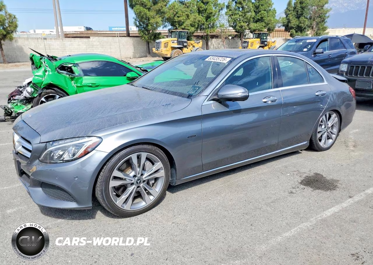 2018 Mercedes-Benz C 350E – zdjęcie 1 z 12