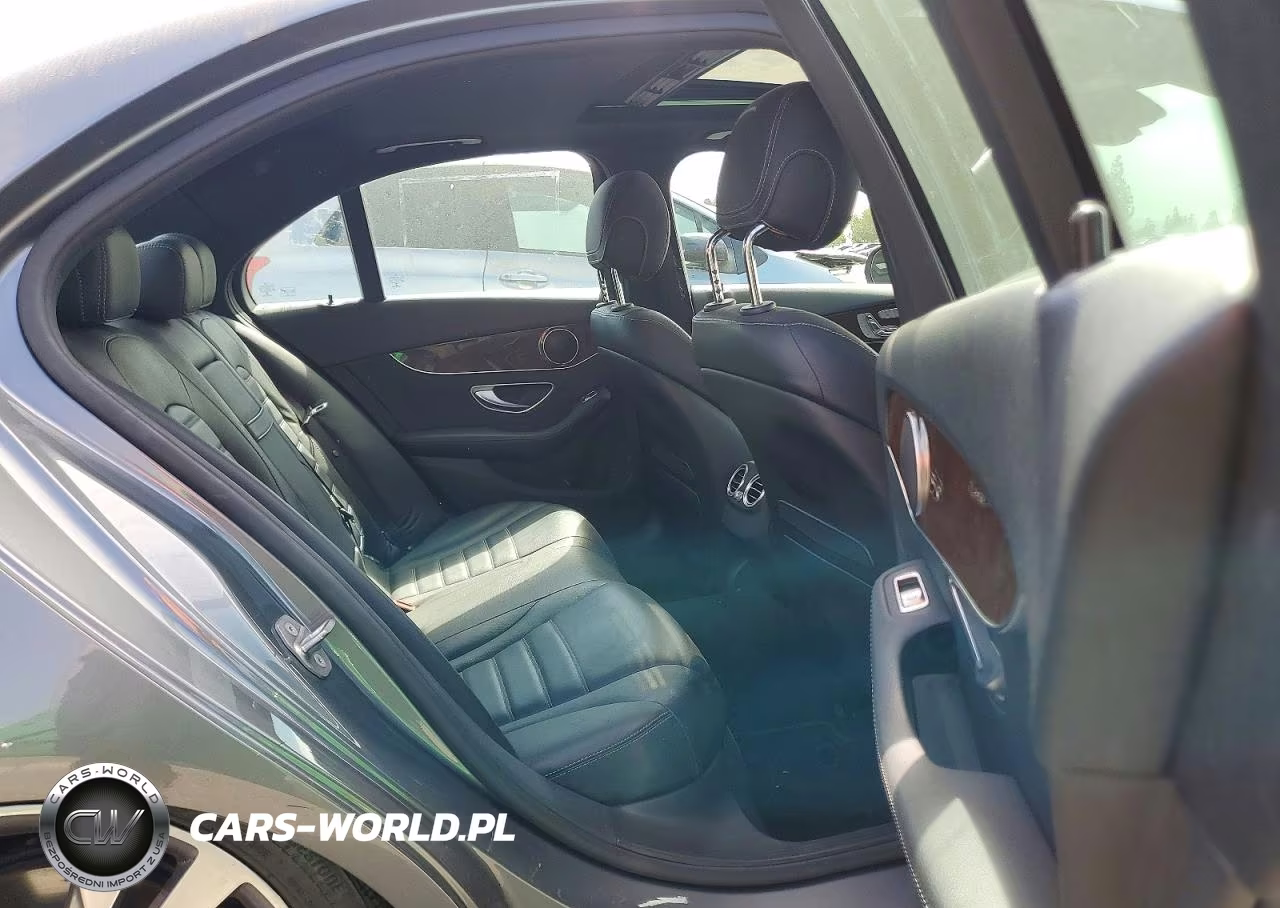 2018 Mercedes-Benz C 350E VIN:55SWF4HB8JU259634 - 10