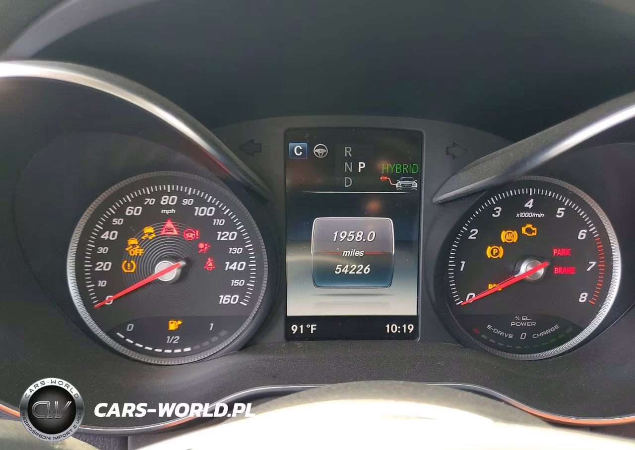 2018 Mercedes-Benz C 350E VIN:55SWF4HB8JU259634 - 9