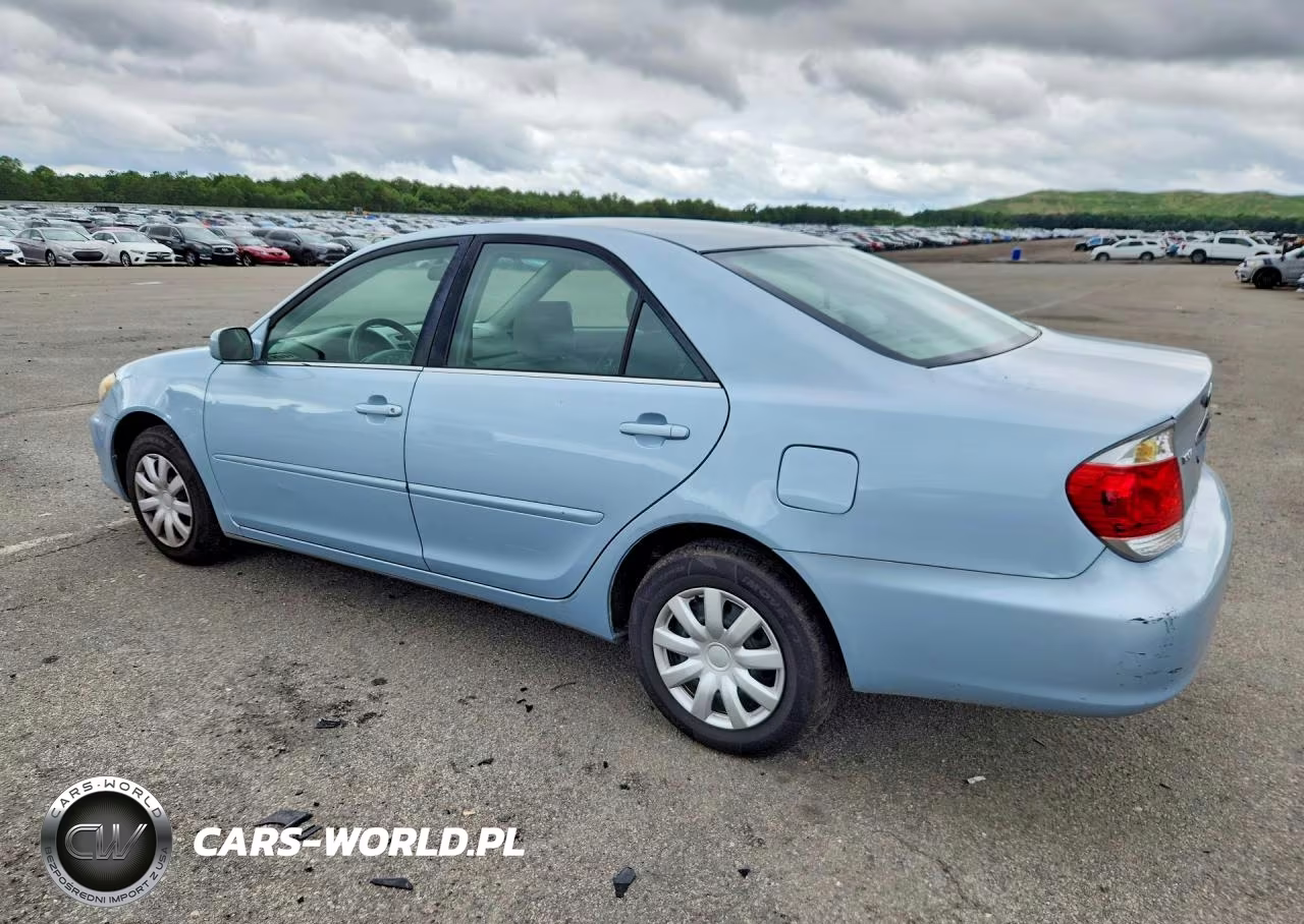 2006 Toyota Camry Le VIN:4T1BE32K06U643083 - 2