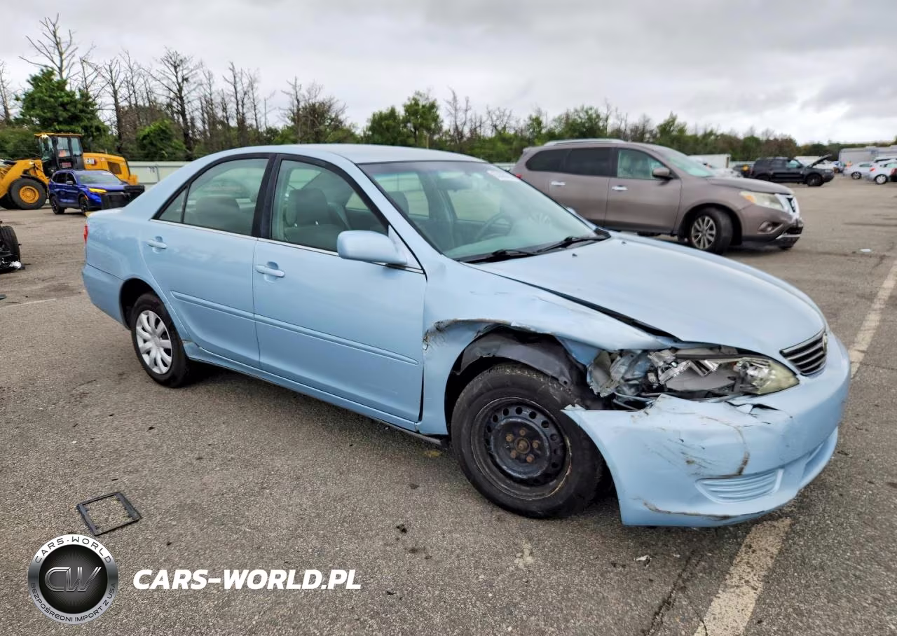 2006 Toyota Camry Le VIN:4T1BE32K06U643083 - 4