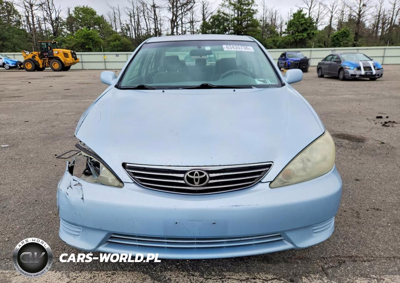 2006 Toyota Camry Le VIN:4T1BE32K06U643083 - 5