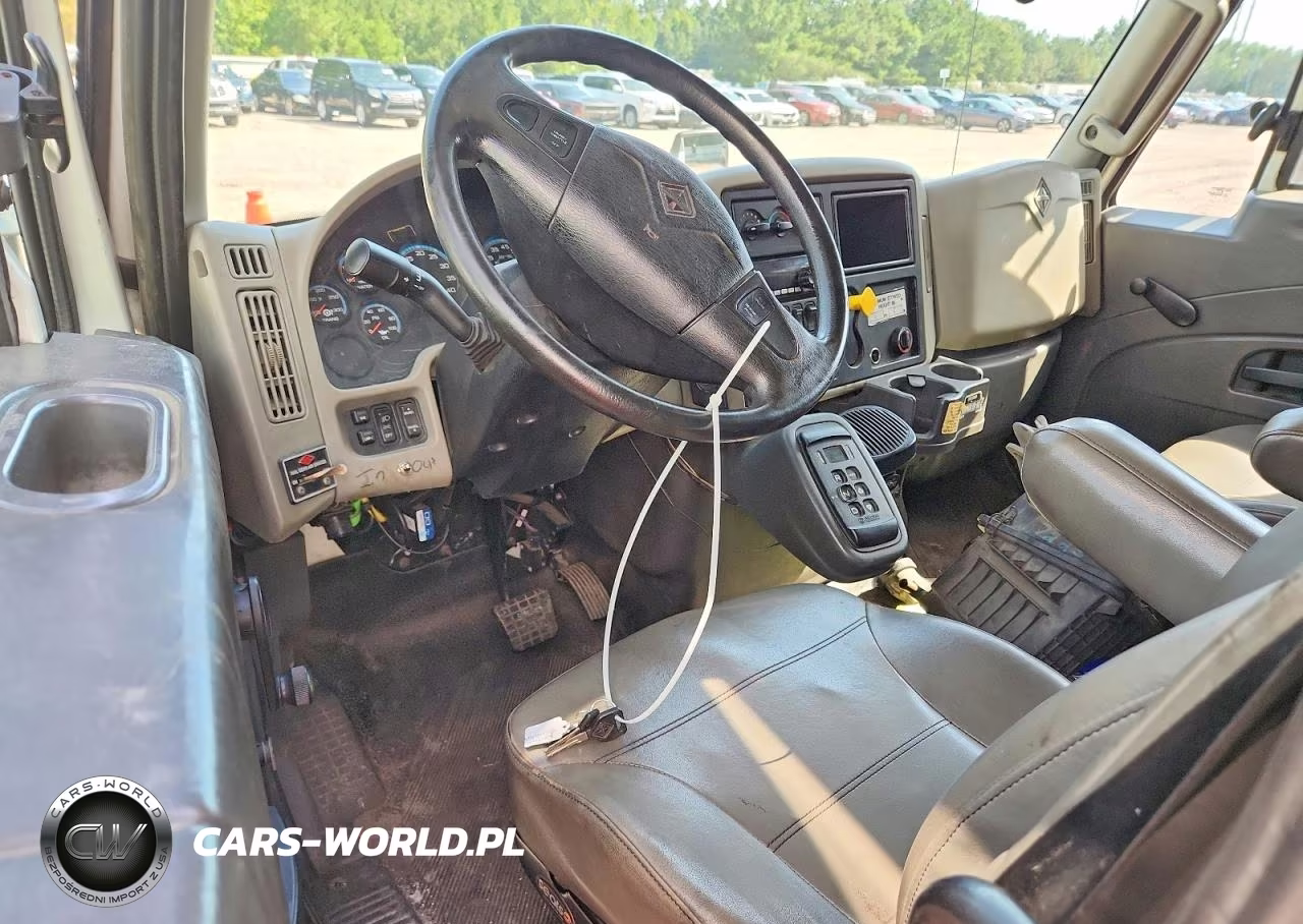 2015 International 4300 Refrigerated Box Truck VIN:1HTMMAALXFH511930 - 8