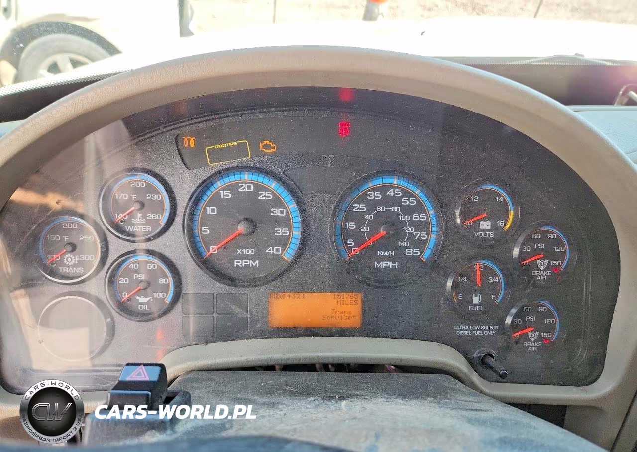 2015 International 4300 Refrigerated Box Truck VIN:1HTMMAALXFH511930 - 9