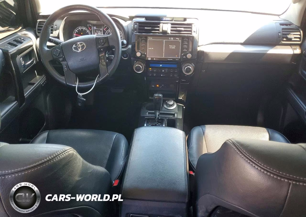 2021 Toyota 4Runner Nightshade Edition VIN:JTEJU5JR6M5941105 - 8