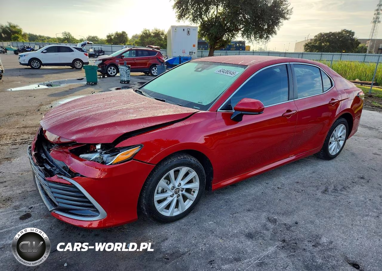 2024 Toyota Camry Le VIN:4T1C11AKXRU215256 - 1