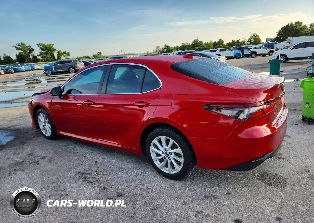 2024 Toyota Camry Le VIN:4T1C11AKXRU215256 - 2