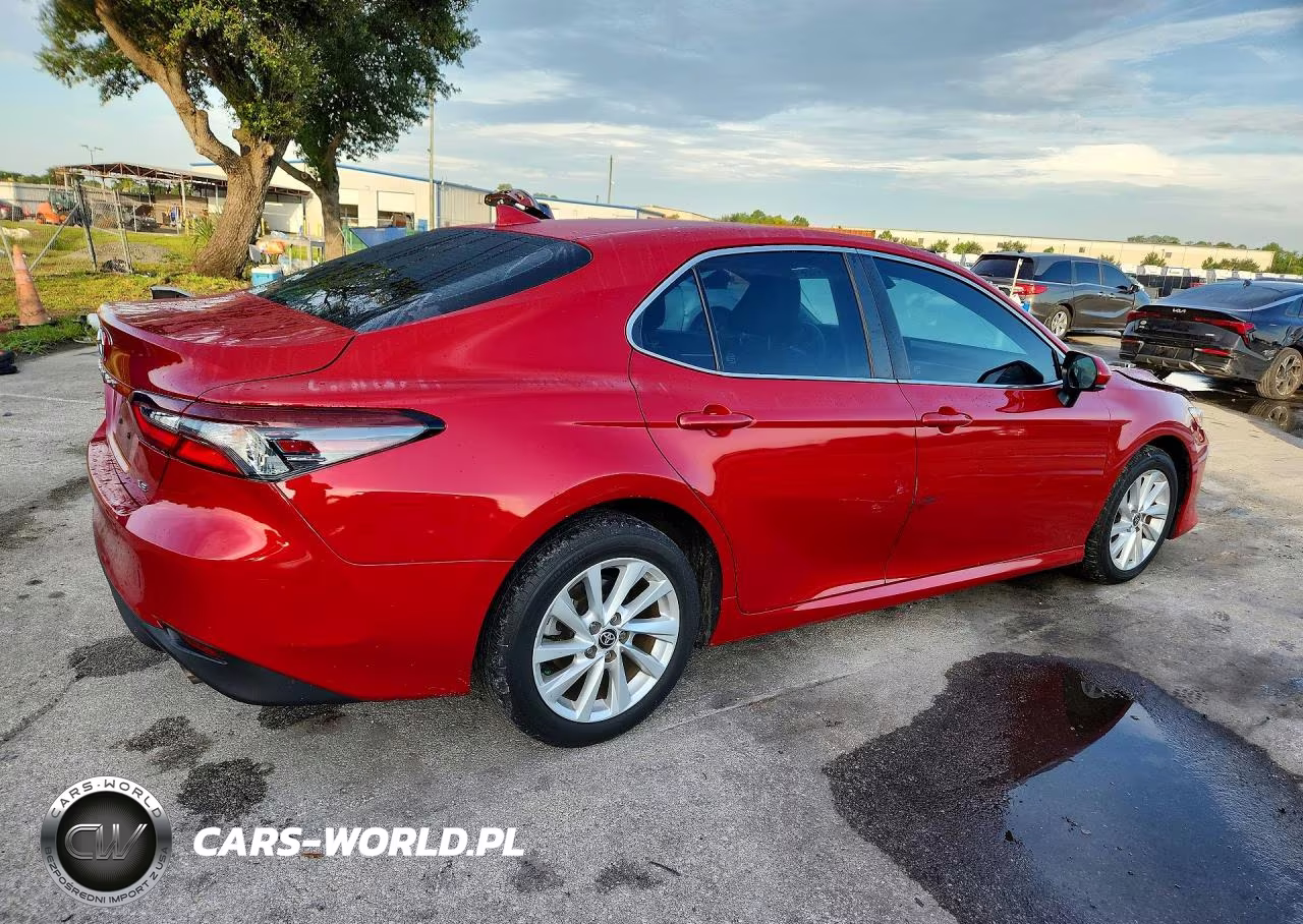 2024 Toyota Camry Le VIN:4T1C11AKXRU215256 - 3