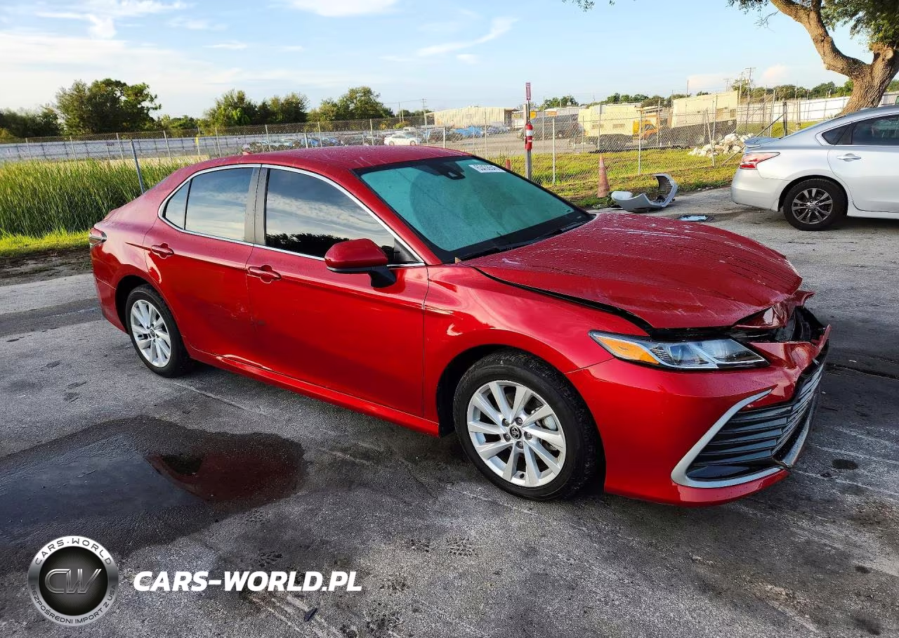 2024 Toyota Camry Le VIN:4T1C11AKXRU215256 - 4
