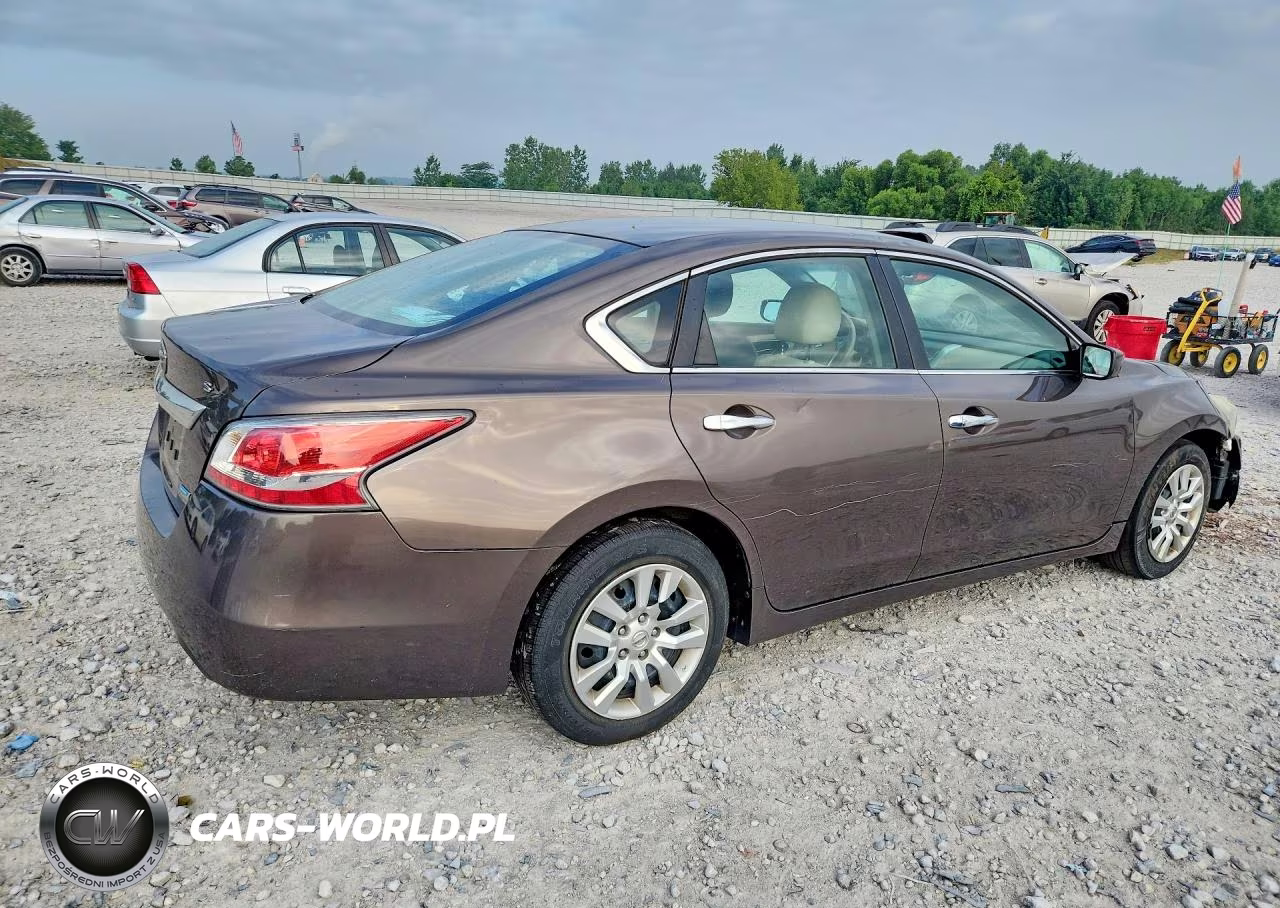 2014 Nissan Altima 2.5 S VIN:1N4AL3AP5EC181939 - 3