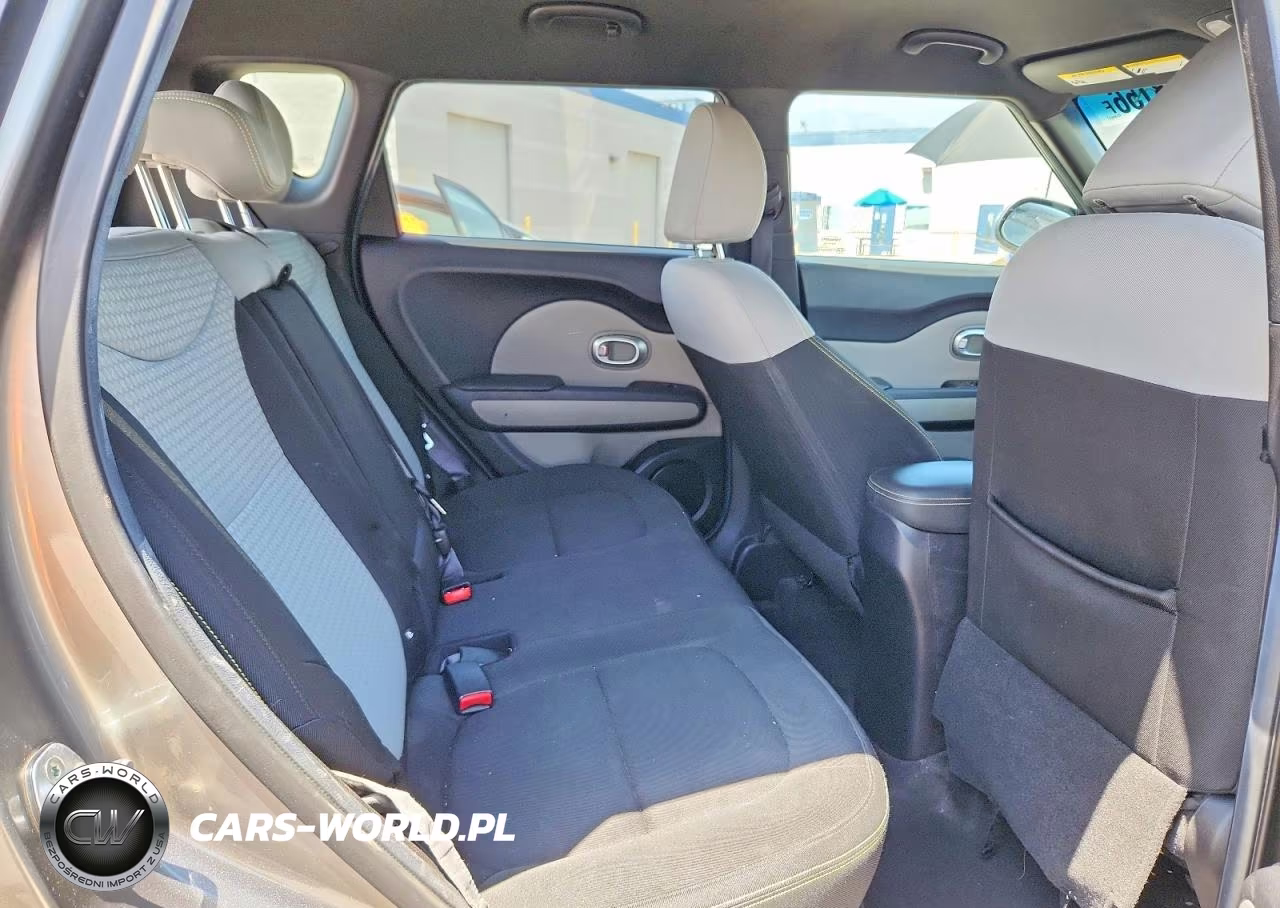 2014 Kia Soul + VIN:KNDJP3A57E7067947 - 10