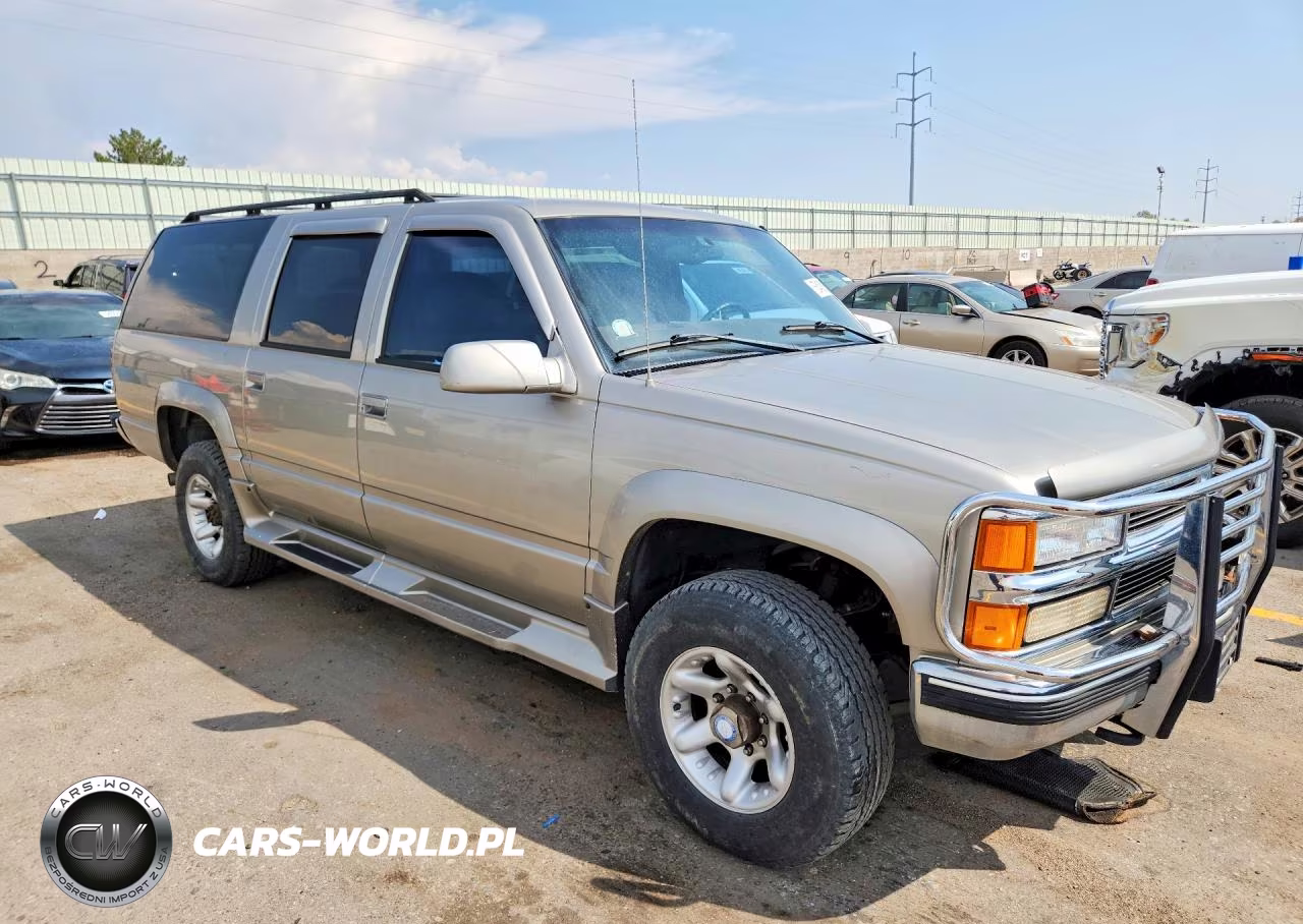1999 Chevrolet Suburban K2500 VIN:3GNGK26J2XG122988 - 4